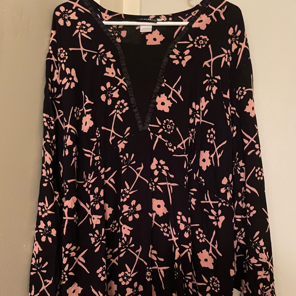 Pretty blouse or even as a cover up